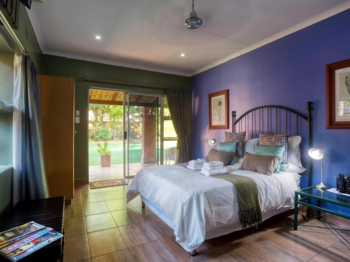Purple Gecko Guest House ไลเดนเบิร์ก ภายนอก รูปภาพ