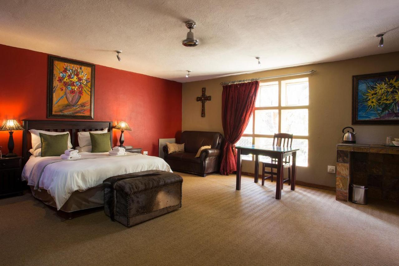 Purple Gecko Guest House ไลเดนเบิร์ก ภายนอก รูปภาพ